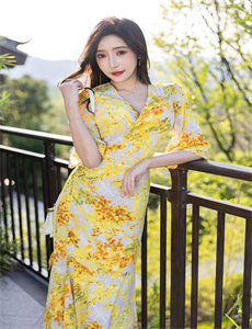 白百合一指弹指的图片